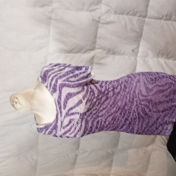 Mini mid cut dress. Bad Bi#*%$ only. - Picture 3 of 5